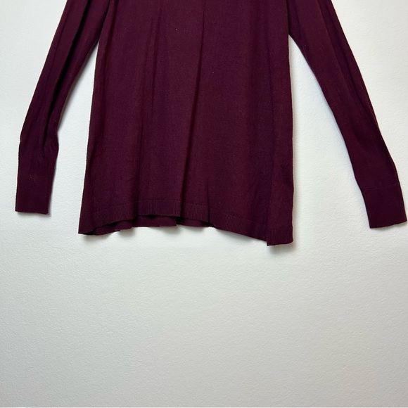 Ann Taylor Sweater Womens XS Burgundy Cashmere Blend V Neck Preppy Classic - Picture 9 of 12